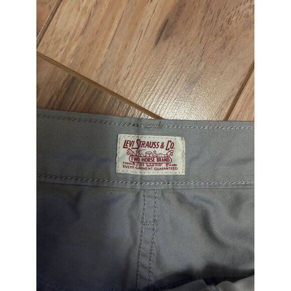 Levi's Jeans Stylish Men’s Beige Colored Rugged Denim Tan Jean Pants Size 32 - Picture 2 of 7